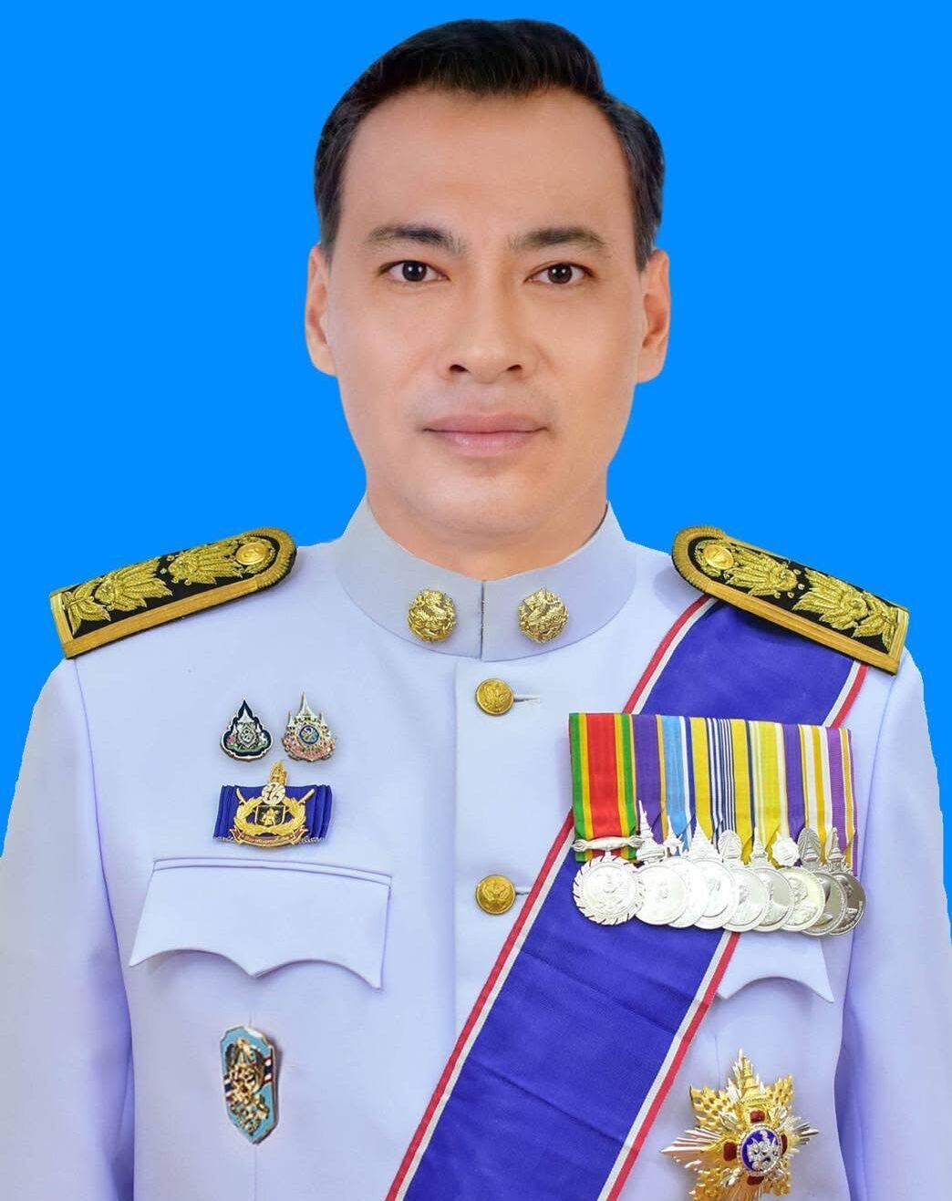 นายชรินทร์ ทองสุข